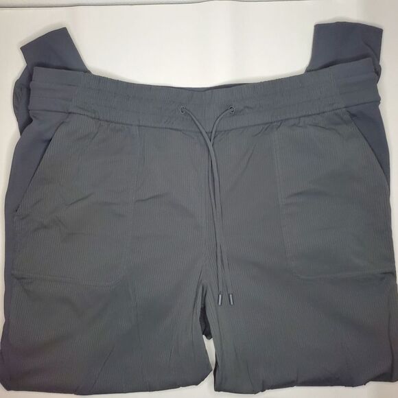 Lululemon Beyond the Studio Jogger Size 18 - Picture 1 of 11